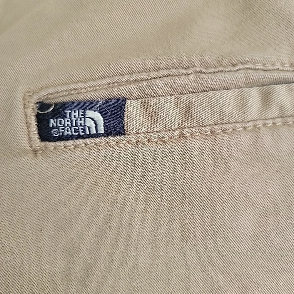 The North Face Men's Size 38 Khaki Pocketed 10